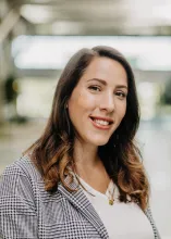 Profile picture for user estra