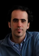 Profile picture for user Santiago